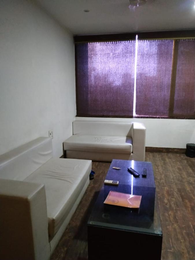 Varanasi Palace Zewnętrze zdjęcie