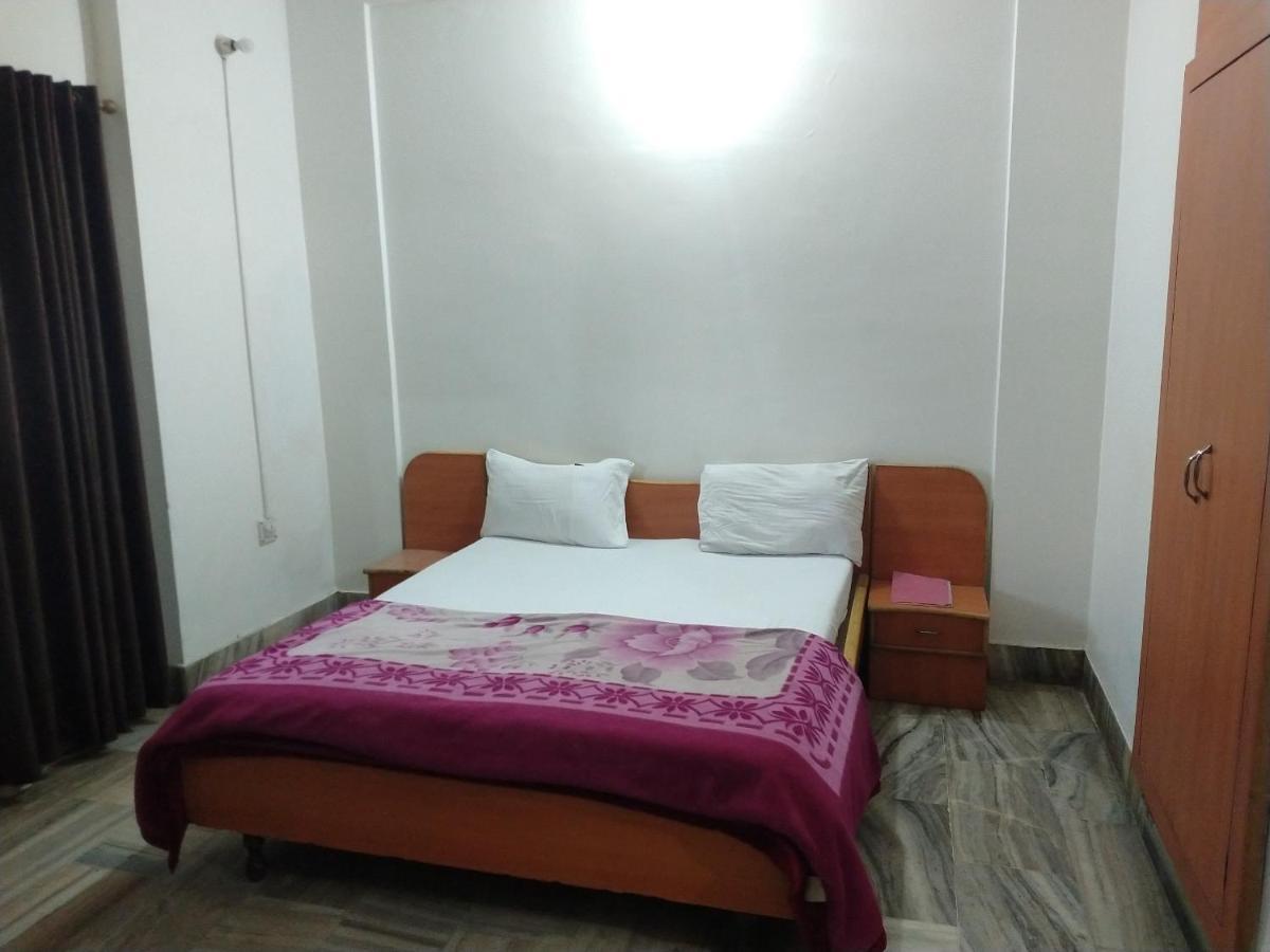 Varanasi Palace Zewnętrze zdjęcie